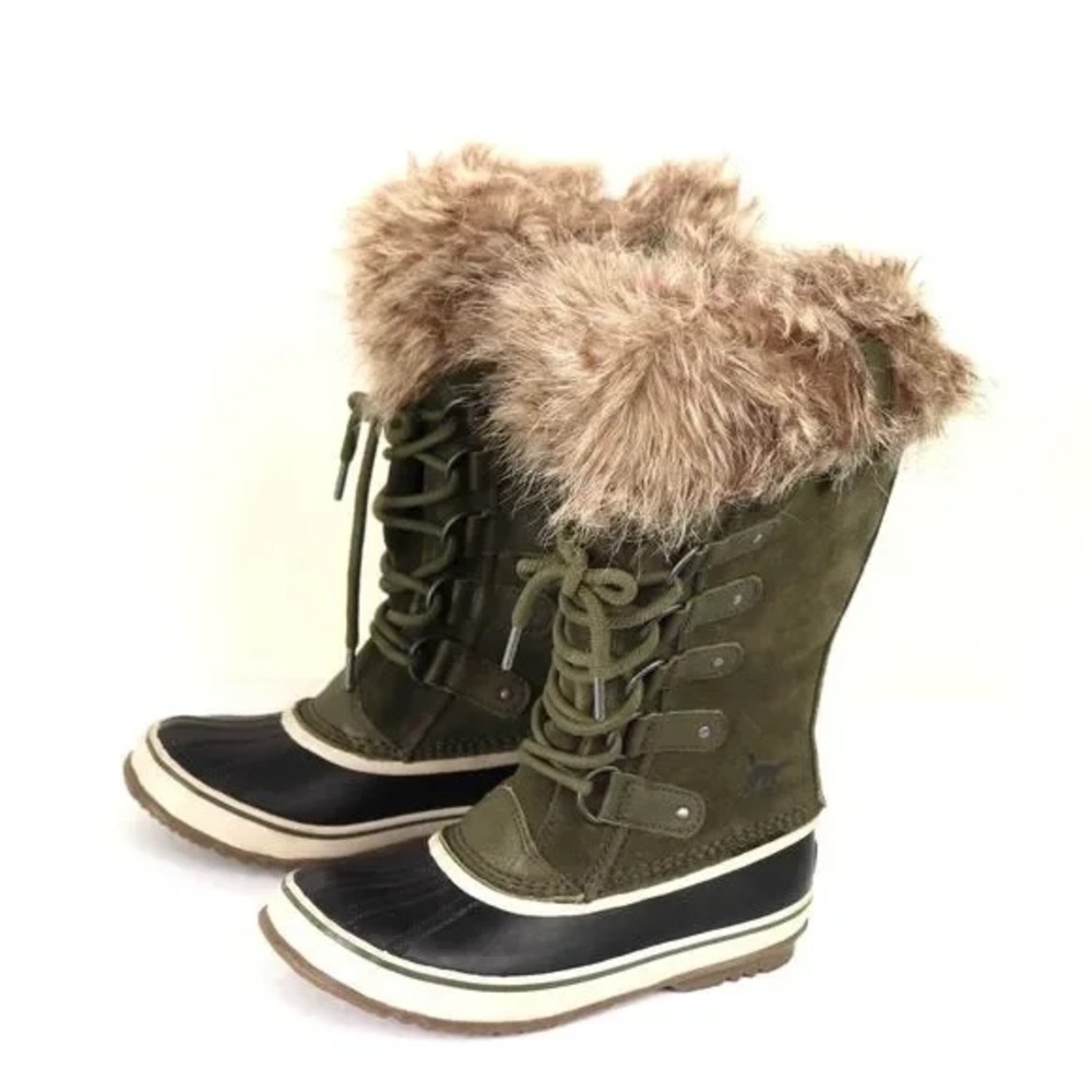 Sorel Olive Green and Navy Faux-Fur Winter Boots